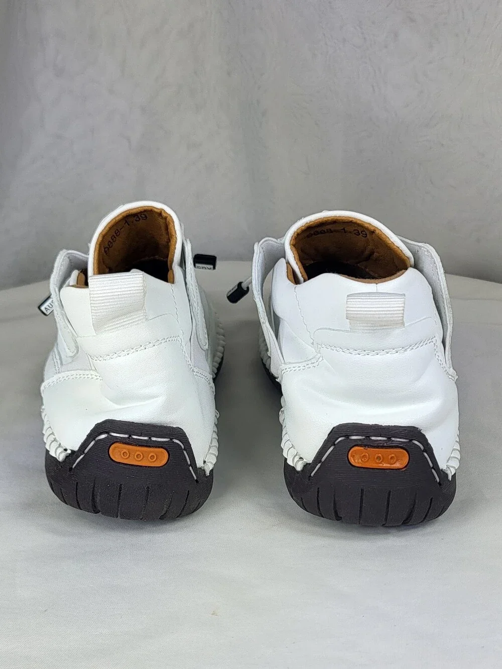 White Women’s Leather Slip On Sport Sneakers Black Sole Sz 8